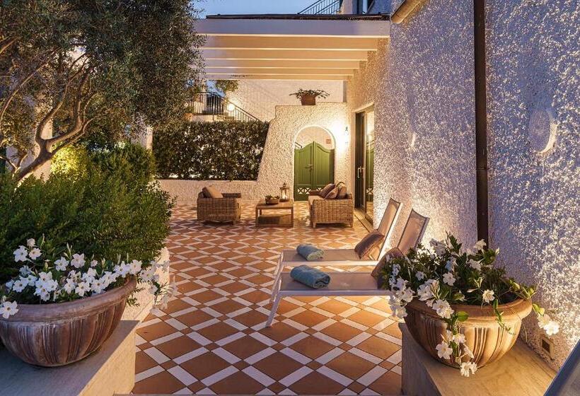 סוויטת דלוקס נוף לים, Botania Relais & Spa   The Leading Hotels Of The World