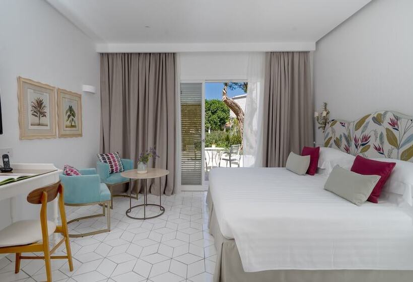 חדר פרמיום נוף לגינה, Botania Relais & Spa   The Leading Hotels Of The World