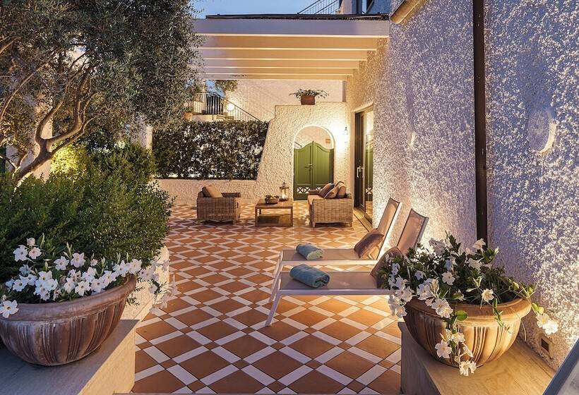 סוויטת דלוקס נוף לים, Botania Relais & Spa   The Leading Hotels Of The World