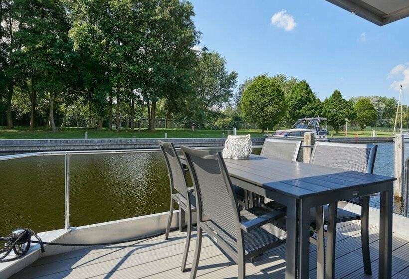 침실 2개 아파트, Marinaparcs Naarden