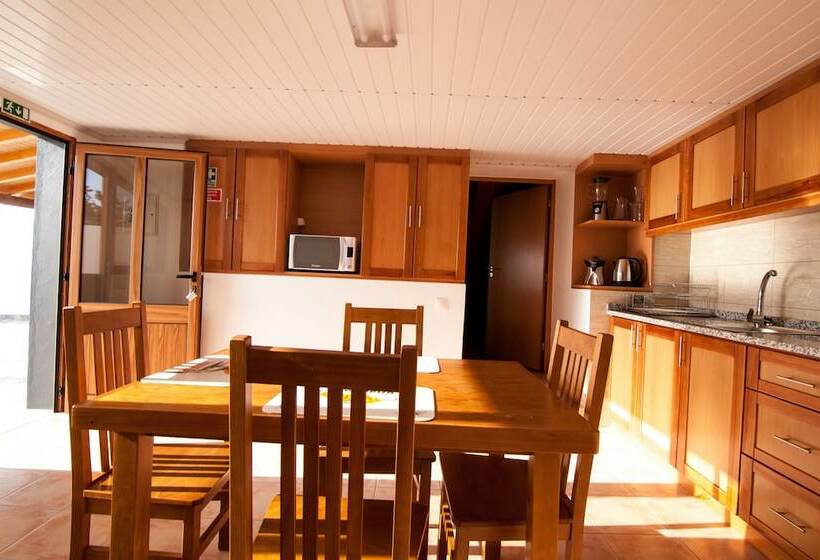 １ベッドルームハウス, Casa Raivinha