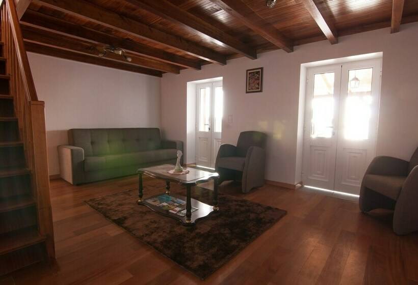 １ベッドルームハウス, Casa Raivinha