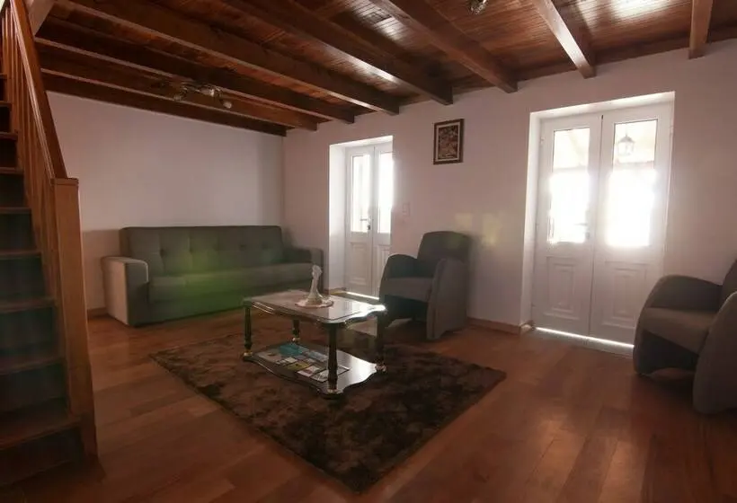 １ベッドルームハウス, Casa Raivinha
