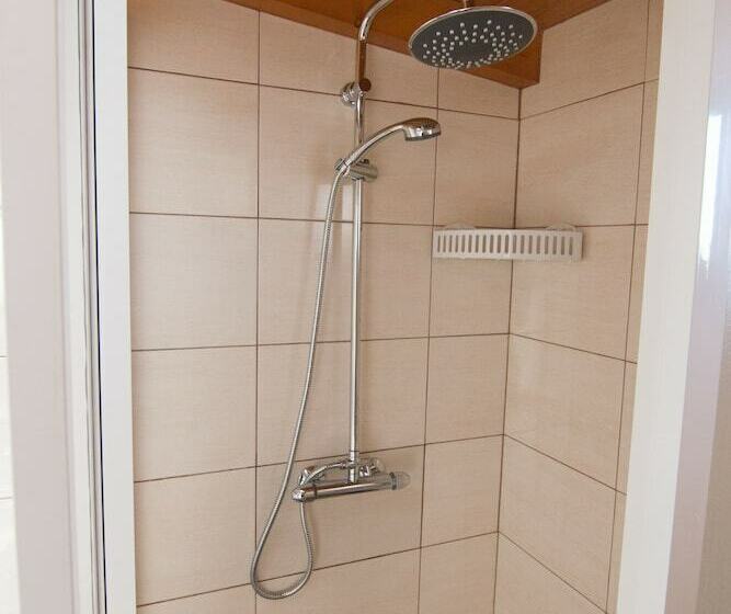Дом 1 Спальня, Casa Raivinha