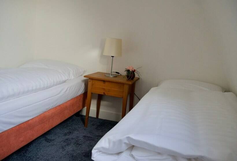 דירת חדר בסיסית, De Strandloper