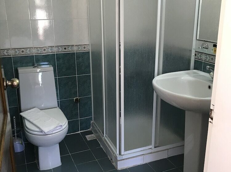 スタンダードトリプルルーム, Antik Ridvan