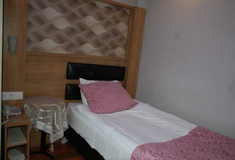 חדר דלוקס יחיד, Göznur Otel