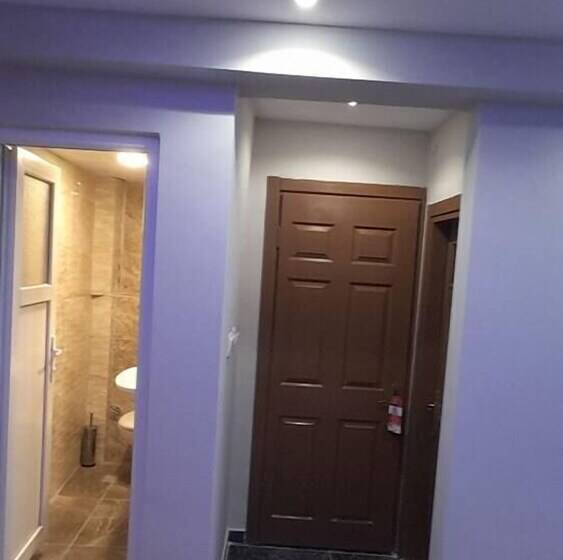 חדר דלוקס לשלושה, Göznur Otel