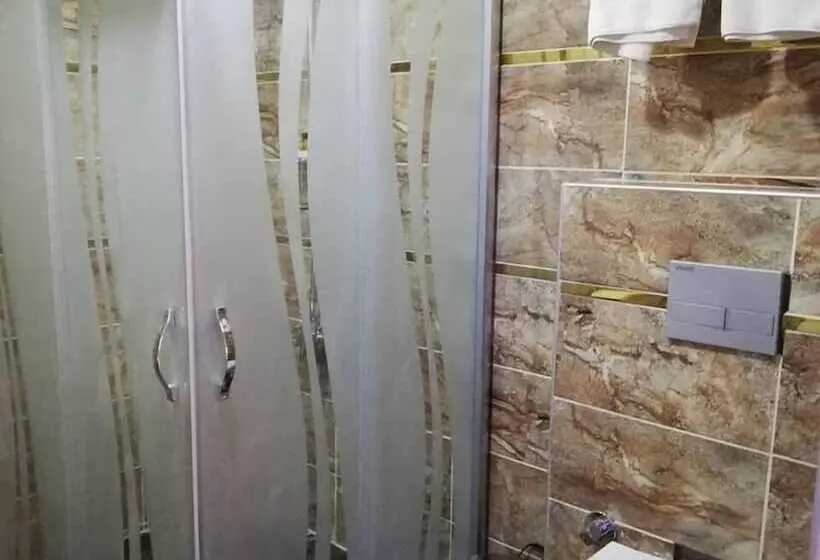 اتاق اکونومی, Göznur Otel