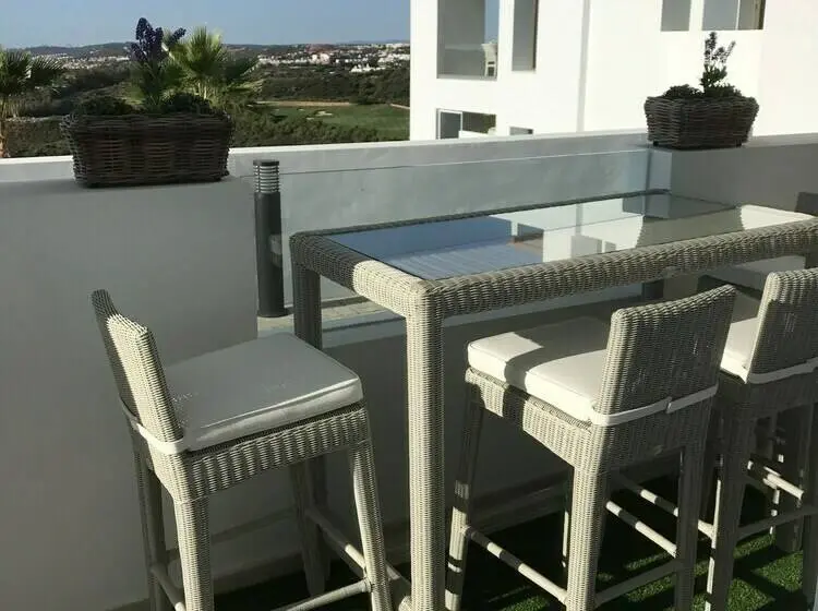 オーシャンビューの2ベッドルームデラックスアパート, Las Terrasses De Cortesin D38