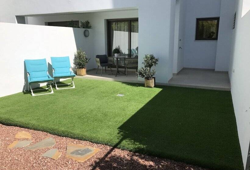 Апартаменты Deluxe 2 Спальни Вид на Море, Las Terrasses De Cortesin D38