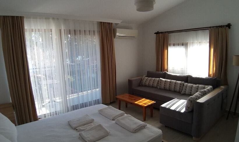 Семейный Номер, Lindos Pension