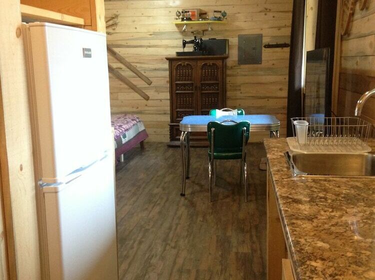 キャビン, Glacier View Rv Park And Cabins