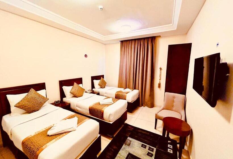 スタンダードトリプルルーム, Knooz Al Diafah