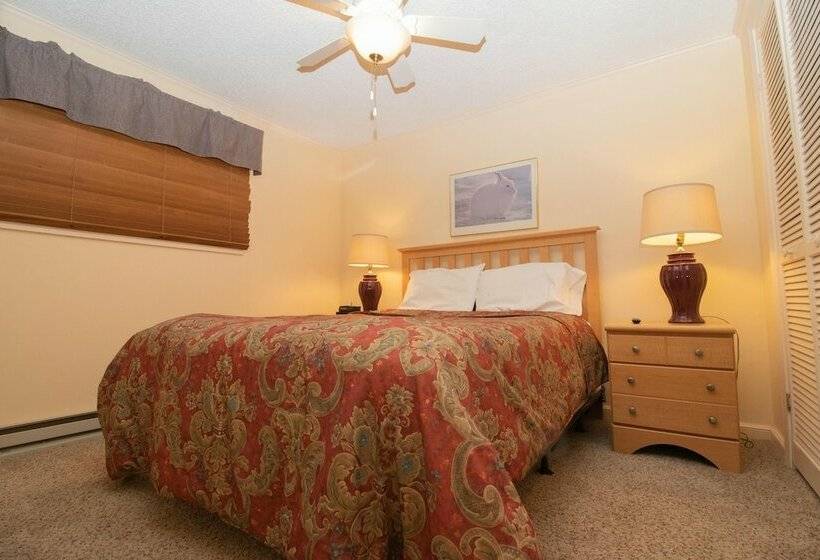 דירת משפחה, Mountaintop Condos