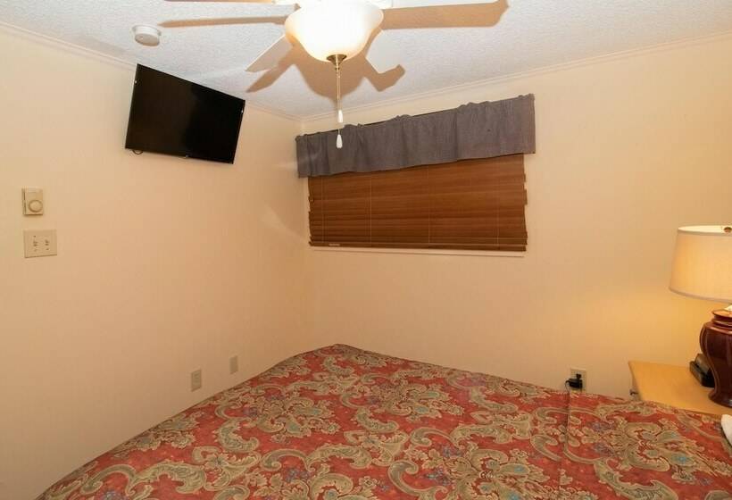 패밀리 아파트, Mountaintop Condos