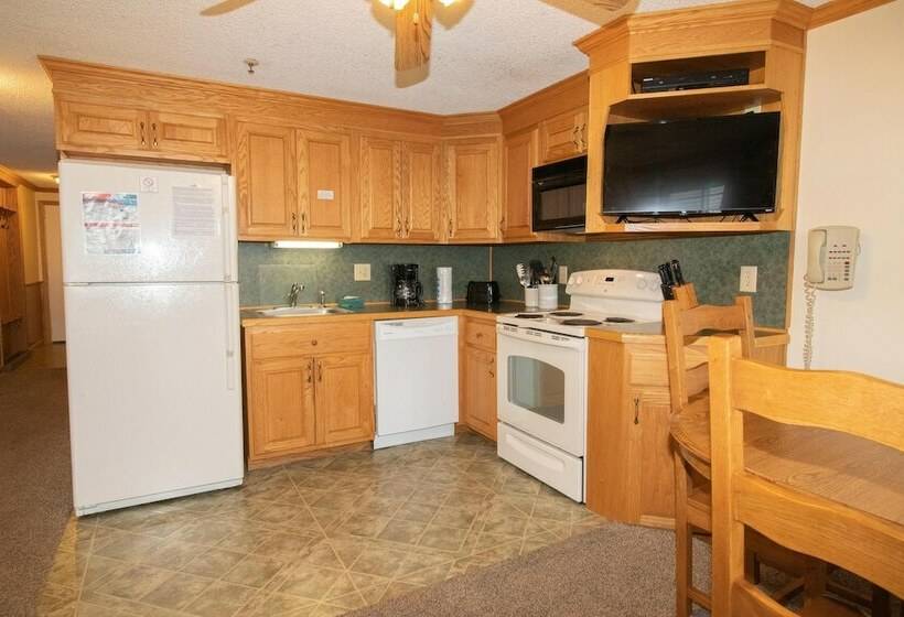 패밀리 아파트, Mountaintop Condos