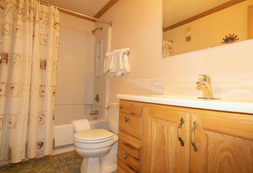 דירת משפחה, Mountaintop Condos