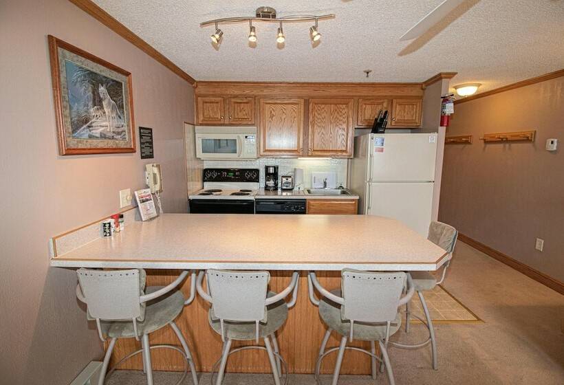 家族用アパートメント, Mountaintop Condos