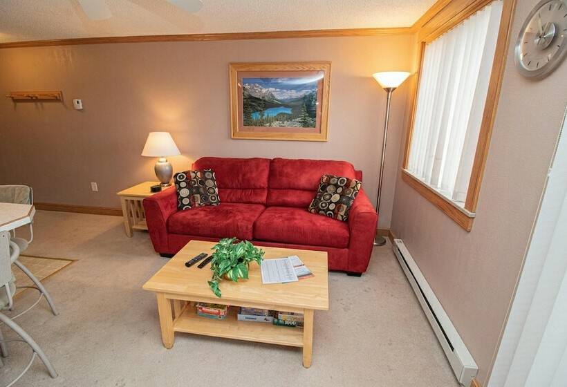 דירת משפחה, Mountaintop Condos