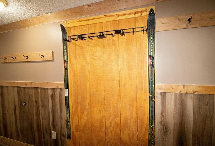 패밀리 아파트, Mountaintop Condos