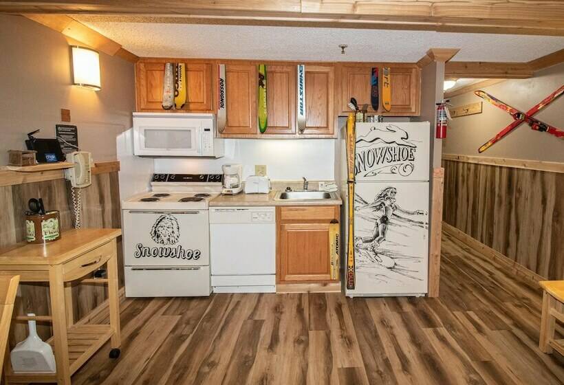 패밀리 아파트, Mountaintop Condos