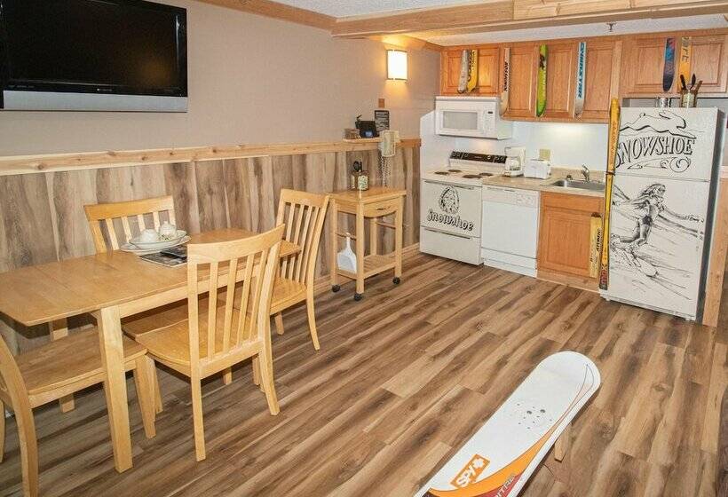 דירת משפחה, Mountaintop Condos