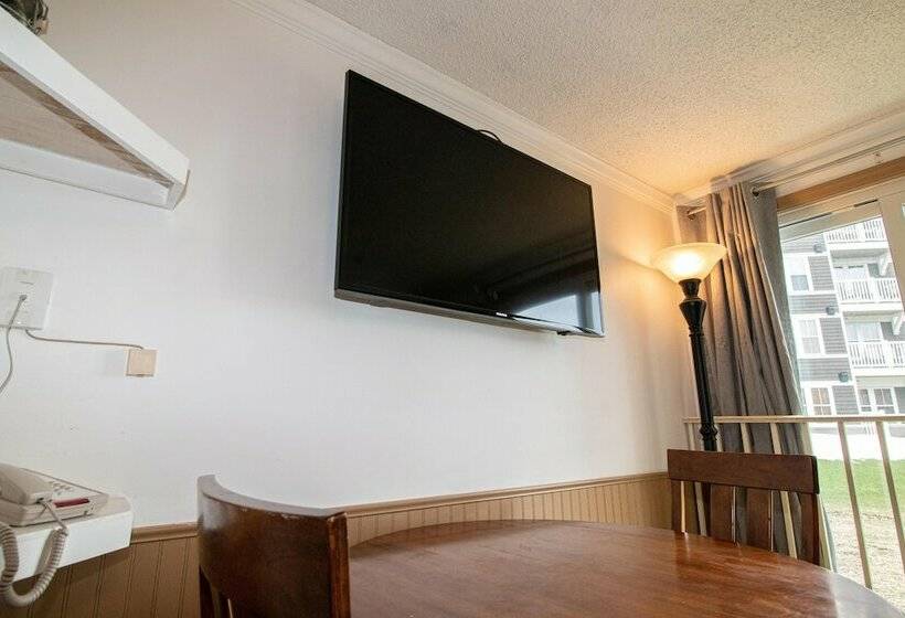 דירת משפחה, Mountaintop Condos