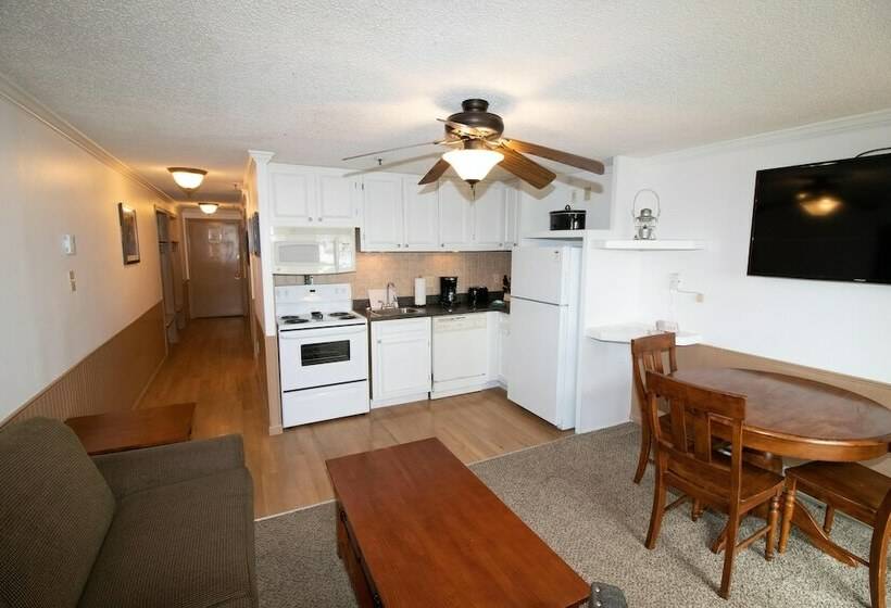 דירת משפחה, Mountaintop Condos