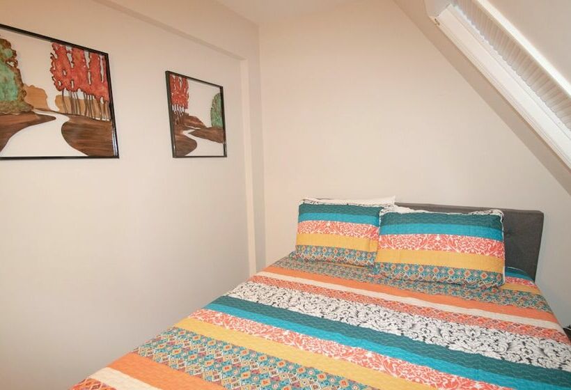 패밀리 아파트, Mountaintop Condos