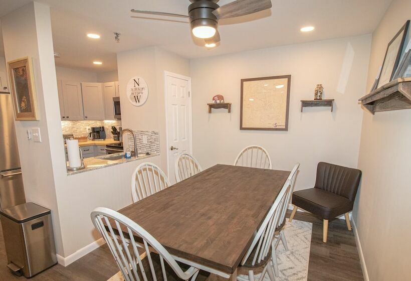 דירת משפחה, Mountaintop Condos