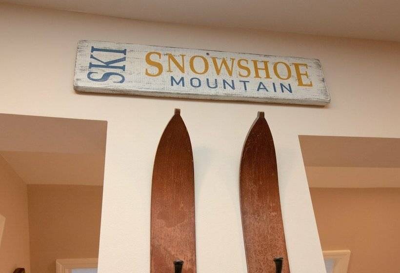 דירת משפחה, Mountaintop Condos