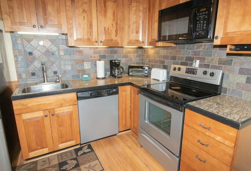 침실 1개 아파트, Mountaintop Condos