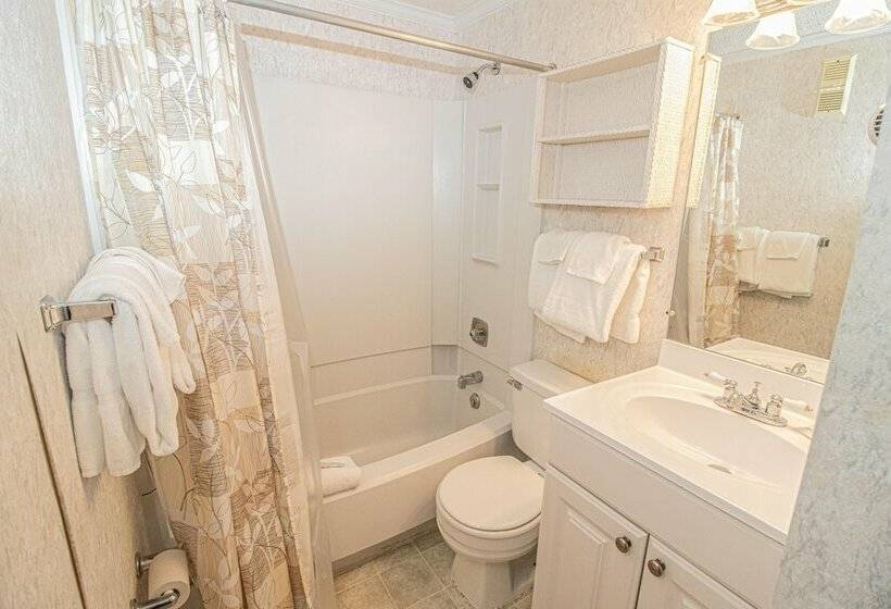 דירת חדר, Mountaintop Condos