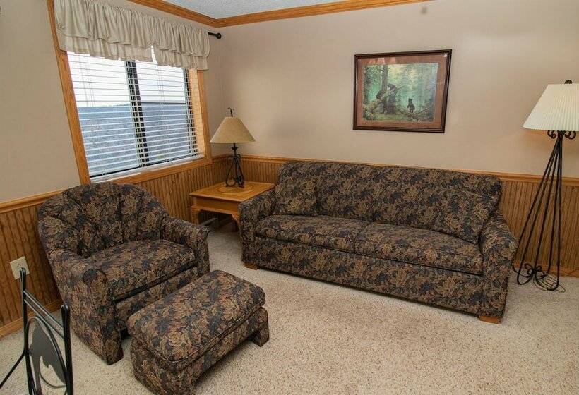 דירת חדר, Mountaintop Condos