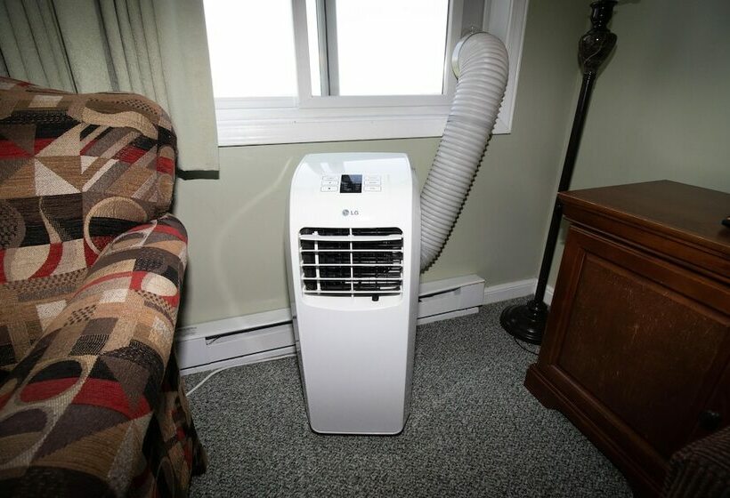 דירת חדר, Mountaintop Condos