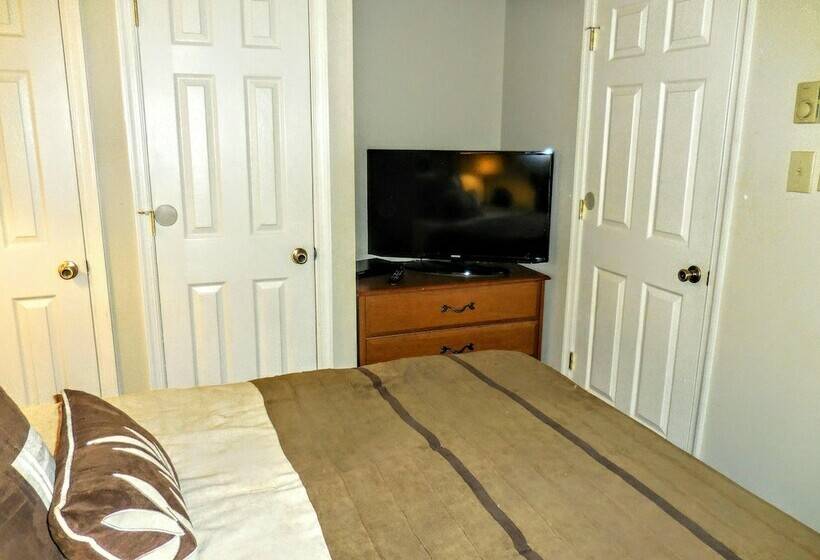 דירת חדר, Mountaintop Condos