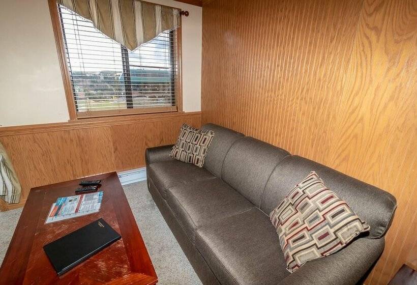 דירת חדר, Mountaintop Condos