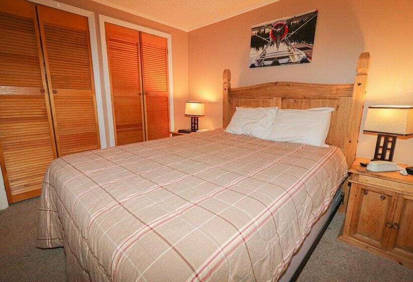 דירת חדר, Mountaintop Condos