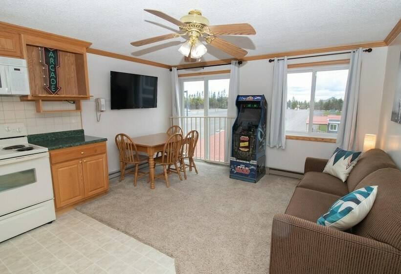 침실 1개 아파트, Mountaintop Condos