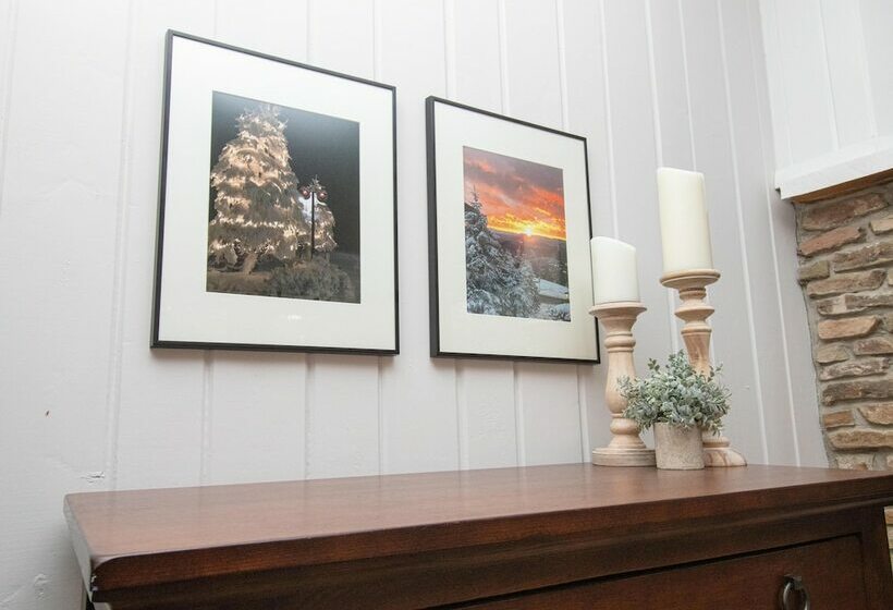 דירת חדר, Mountaintop Condos