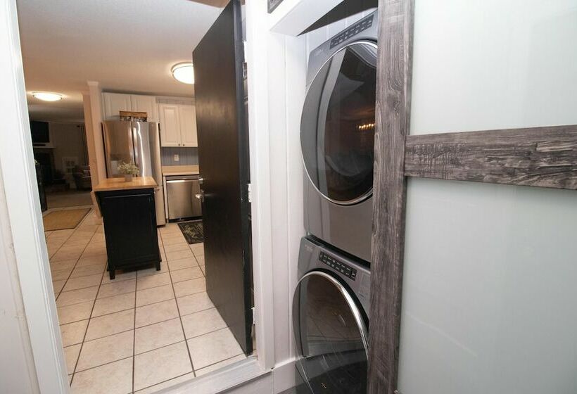 １ベッドルームアパートメント, Mountaintop Condos