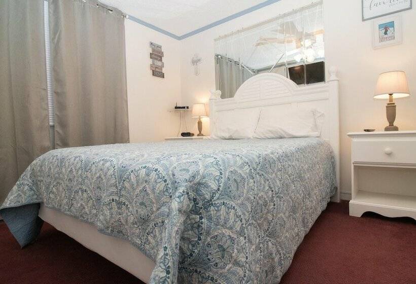 דירת חדר, Mountaintop Condos