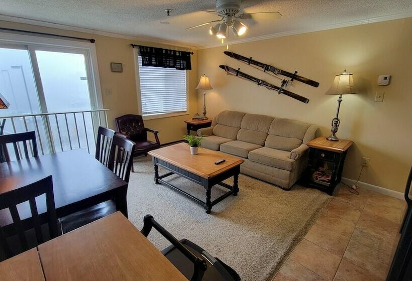 침실 1개 아파트, Mountaintop Condos