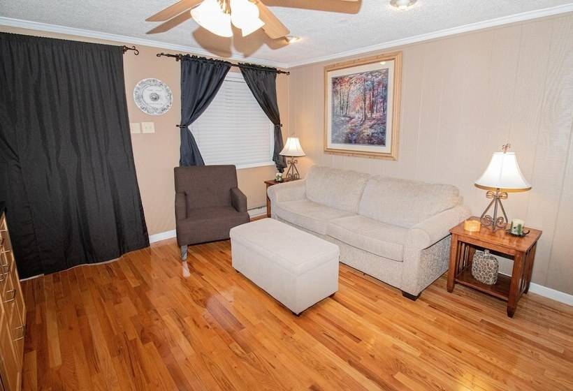 침실 1개 아파트, Mountaintop Condos