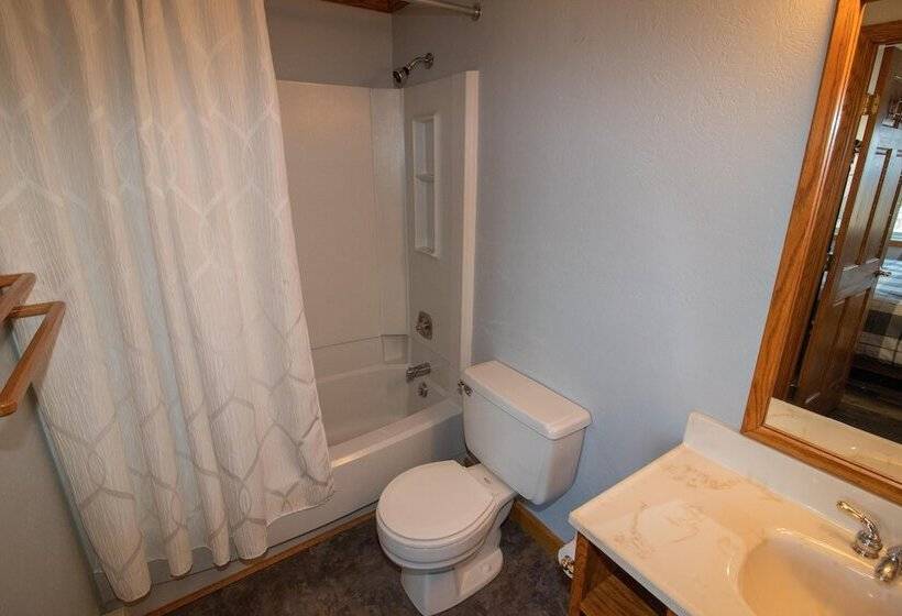 דירת חדר, Mountaintop Condos