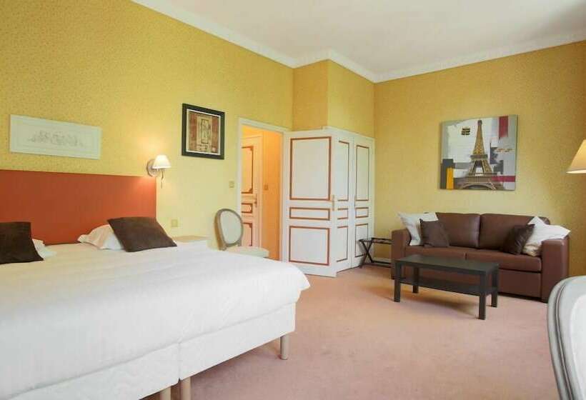 家庭间, Château De Puy Robert