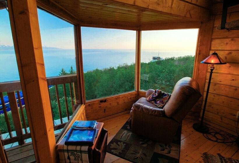 キャビン, Alaska Adventure Cabins