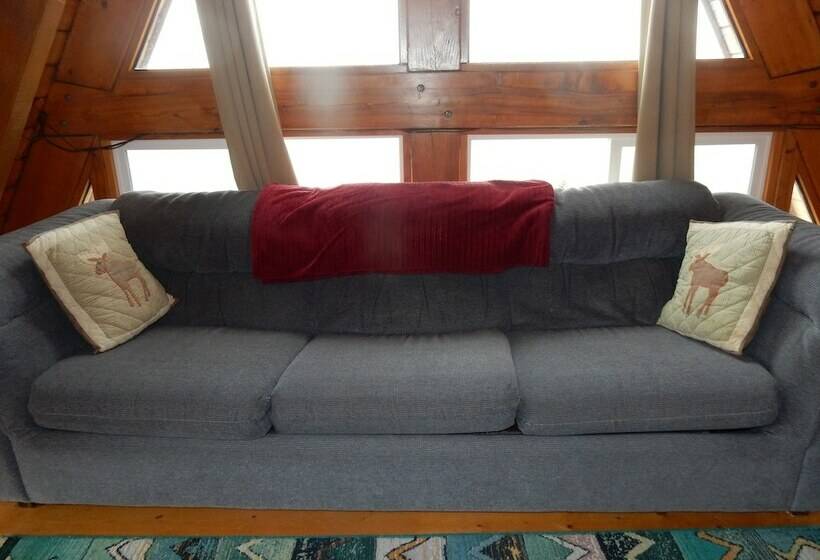 キャビン, Alaska Adventure Cabins