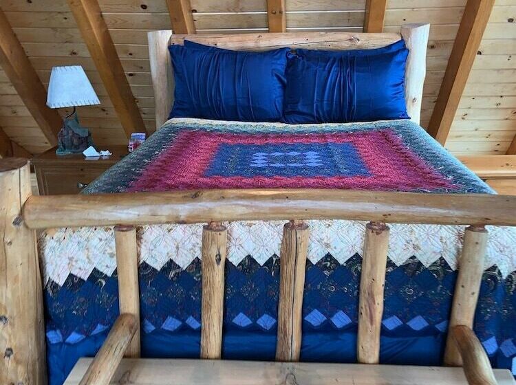 Хижина, Alaska Adventure Cabins